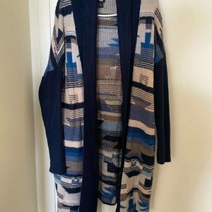 Patterned wool  long sweater